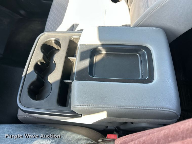 image for item EK2957 2018 Chevrolet Silverado 2500HD pickup truck