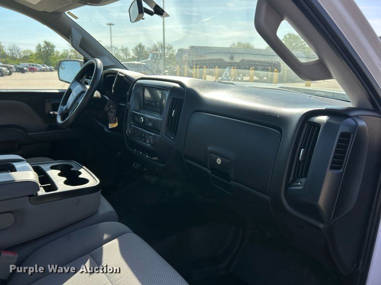 image for item EK2957 2018 Chevrolet Silverado 2500HD pickup truck