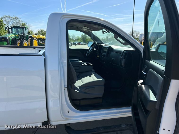 image for item EK2957 2018 Chevrolet Silverado 2500HD pickup truck