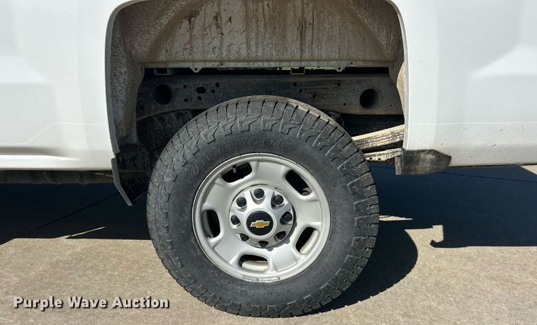 image for item EK2957 2018 Chevrolet Silverado 2500HD pickup truck