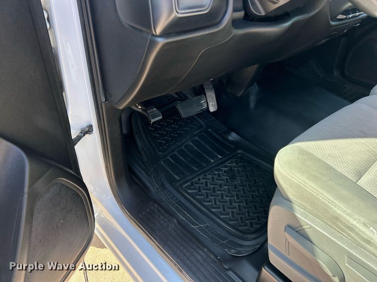 image for item EK2958 2016 GMC Sierra 2500HD pickup truck