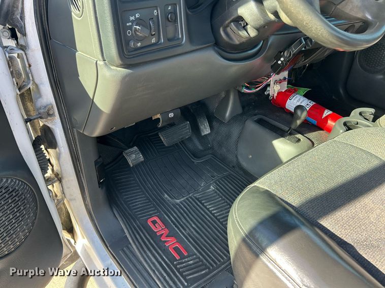 image for item EK2960 2006 Chevrolet Silverado 2500HD pickup truck