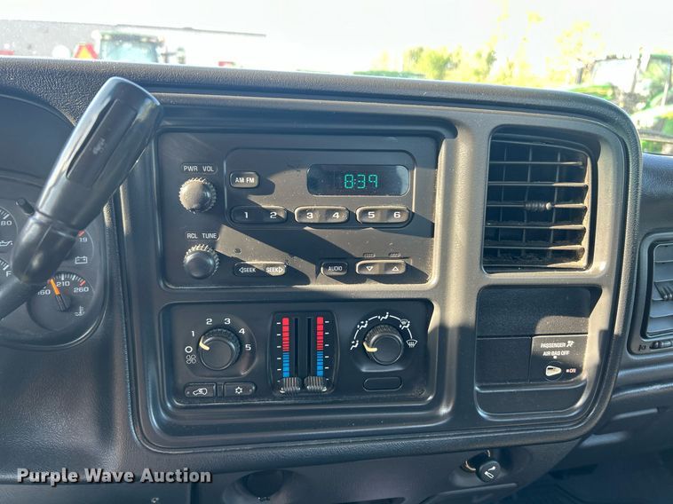 image for item EK2960 2006 Chevrolet Silverado 2500HD pickup truck