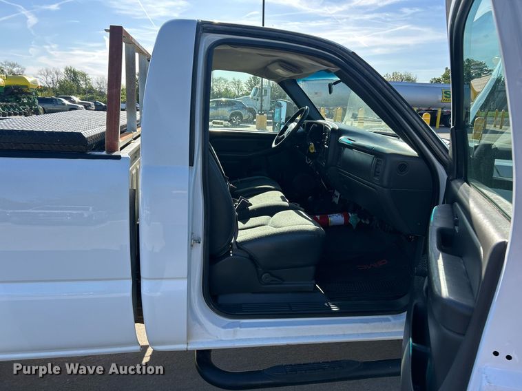 image for item EK2960 2006 Chevrolet Silverado 2500HD pickup truck