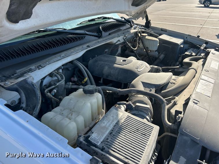 image for item EK2960 2006 Chevrolet Silverado 2500HD pickup truck