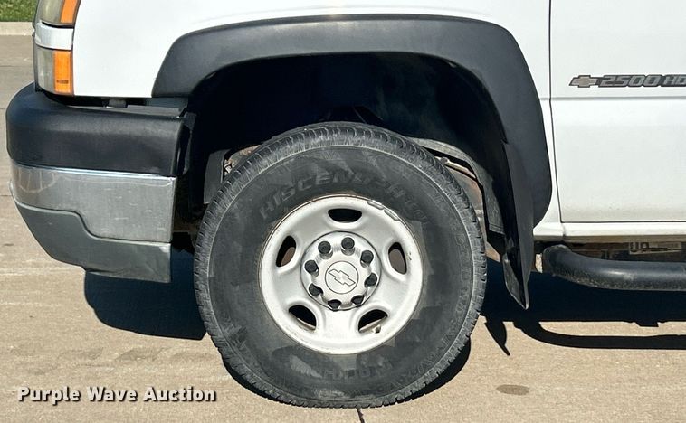 image for item EK2960 2006 Chevrolet Silverado 2500HD pickup truck