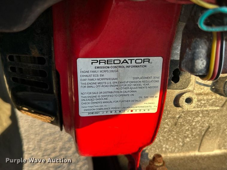 image for item EK2965 2004 Freightliner Business Class M2 box truck