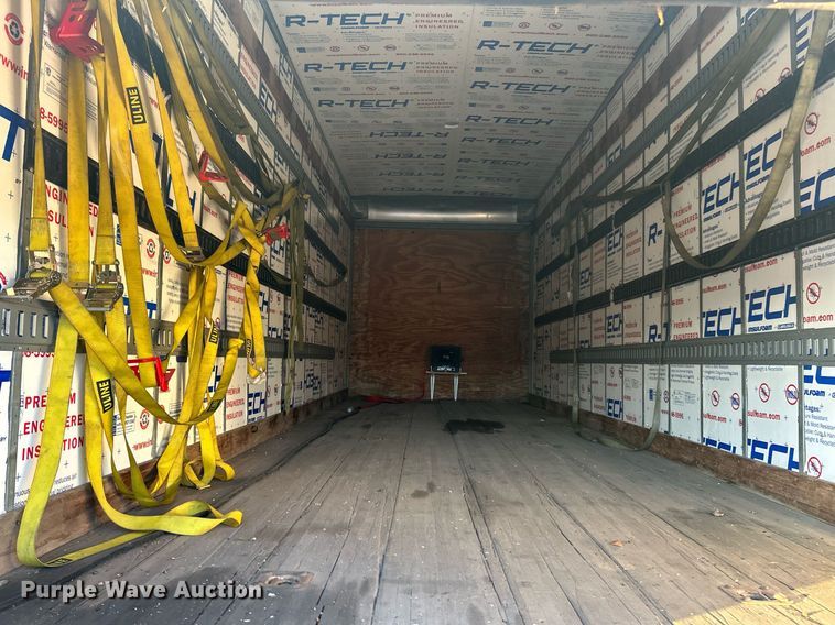 image for item EK2965 2004 Freightliner Business Class M2 box truck