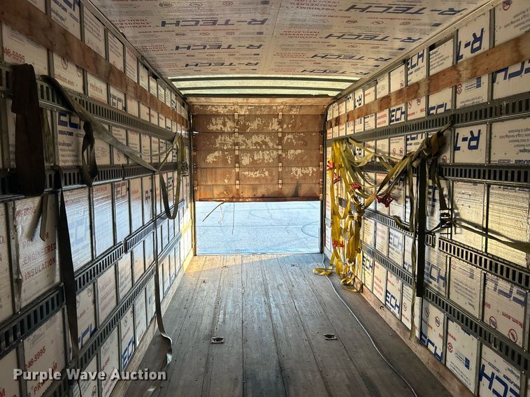 image for item EK2965 2004 Freightliner Business Class M2 box truck