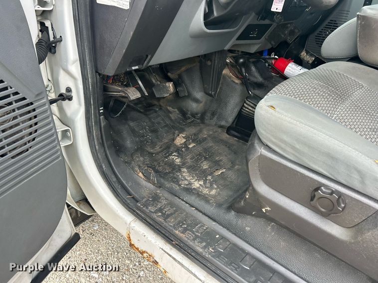 image for item EK2974 2012 Ford F250 Super Duty SuperCab pickup truck