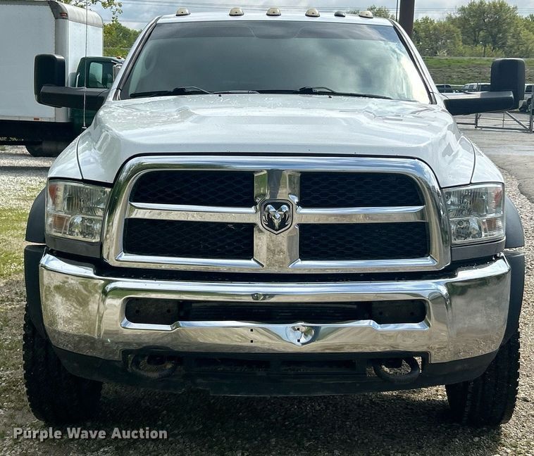 image for item EK2975 2018 Dodge Ram 4500 Crew Cab flatbed truck