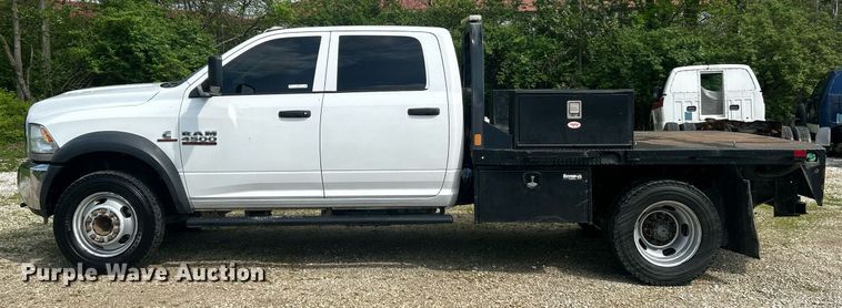 image for item EK2975 2018 Dodge Ram 4500 Crew Cab flatbed truck
