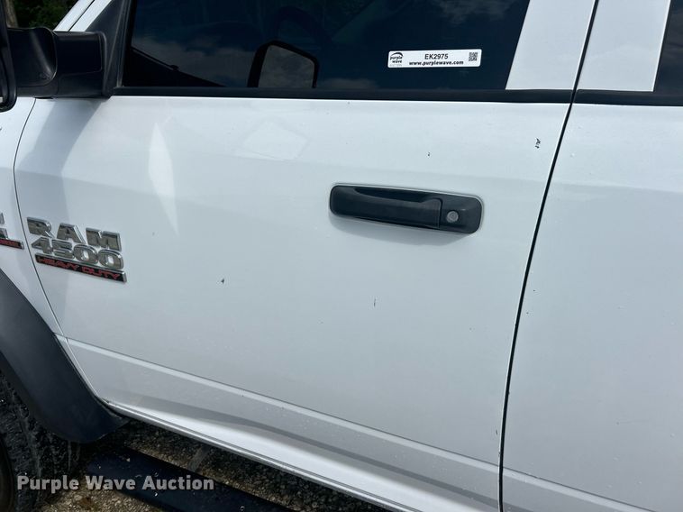 image for item EK2975 2018 Dodge Ram 4500 Crew Cab flatbed truck