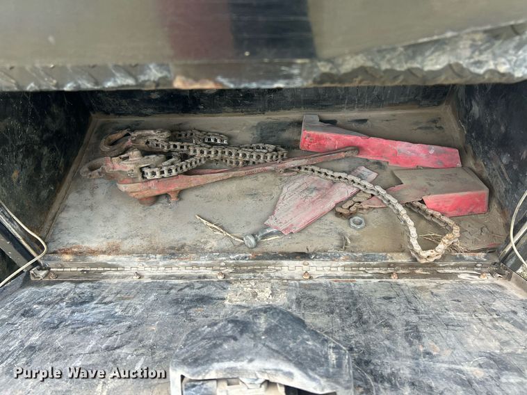 image for item EK2975 2018 Dodge Ram 4500 Crew Cab flatbed truck