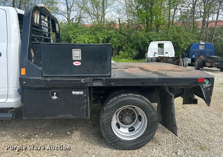 image for item EK2975 2018 Dodge Ram 4500 Crew Cab flatbed truck