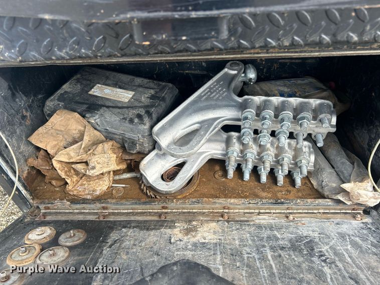 image for item EK2975 2018 Dodge Ram 4500 Crew Cab flatbed truck