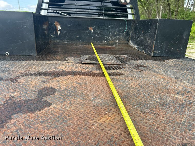 image for item EK2975 2018 Dodge Ram 4500 Crew Cab flatbed truck