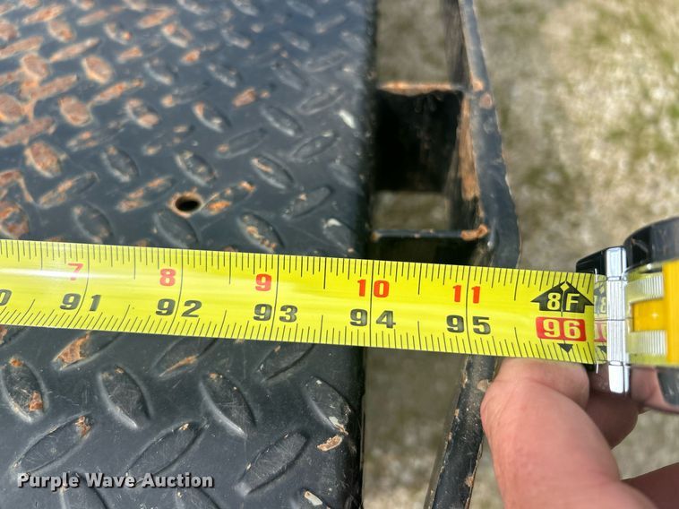 image for item EK2975 2018 Dodge Ram 4500 Crew Cab flatbed truck