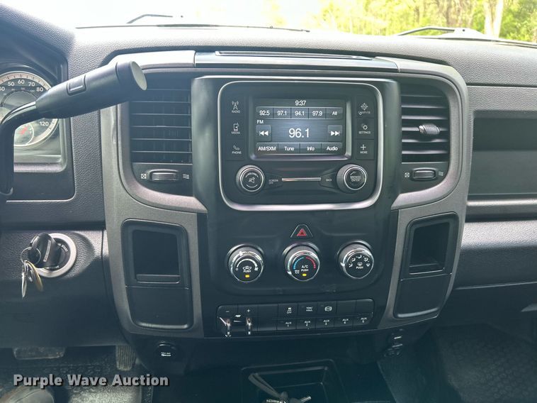 image for item EK2975 2018 Dodge Ram 4500 Crew Cab flatbed truck