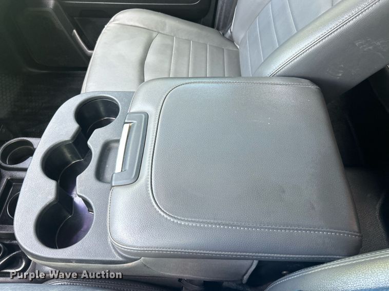 image for item EK2975 2018 Dodge Ram 4500 Crew Cab flatbed truck