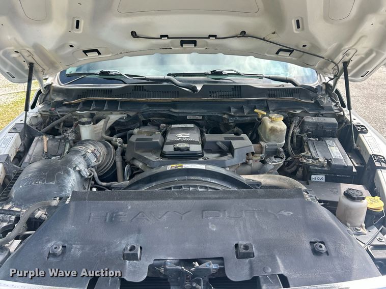 image for item EK2975 2018 Dodge Ram 4500 Crew Cab flatbed truck