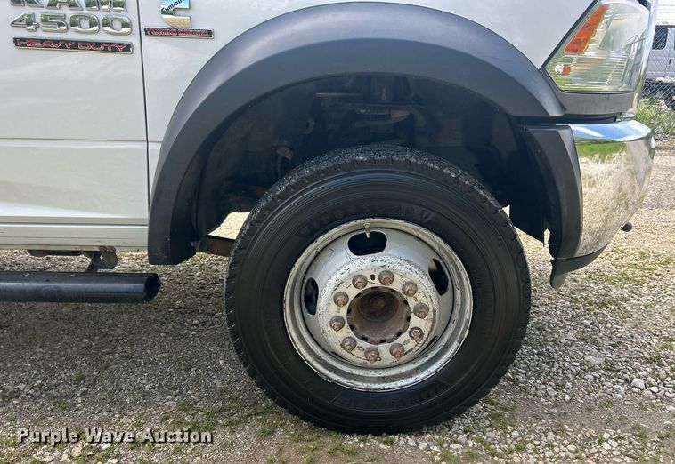 image for item EK2975 2018 Dodge Ram 4500 Crew Cab flatbed truck