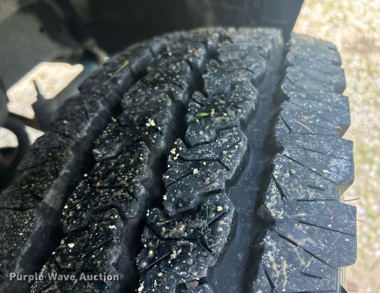 image for item EK2975 2018 Dodge Ram 4500 Crew Cab flatbed truck