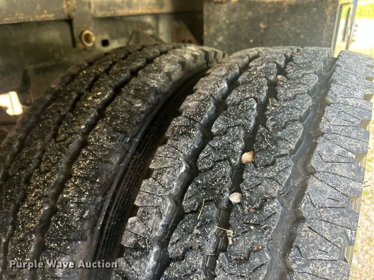 image for item EK2975 2018 Dodge Ram 4500 Crew Cab flatbed truck