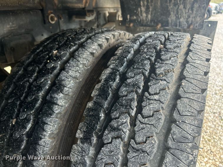 image for item EK2975 2018 Dodge Ram 4500 Crew Cab flatbed truck