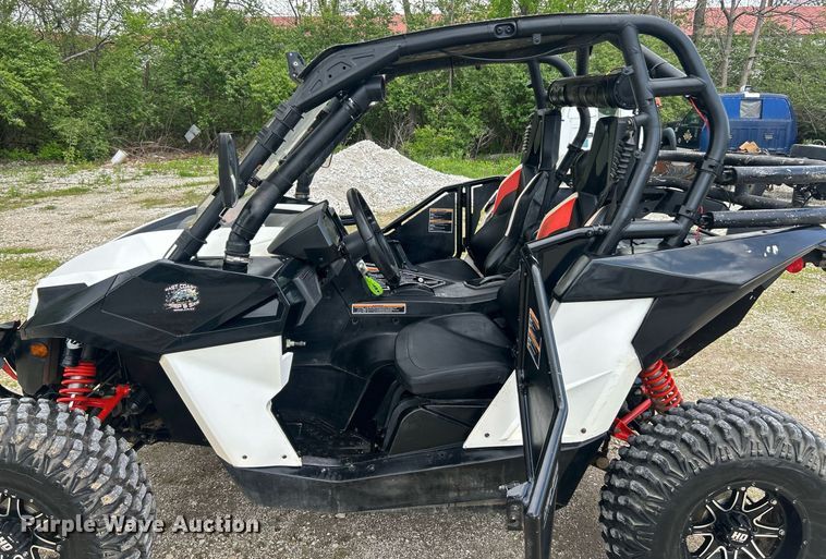 image for item EK2977 Can-Am Maverick XMR1000 utility vehicle