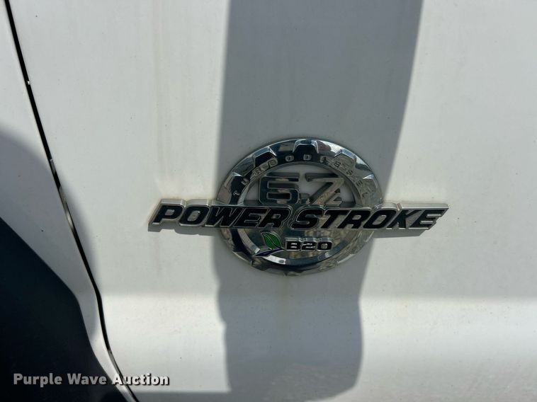 image for item EK2978 2012 Ford F550 Super Duty Crew Cab flatbed truck