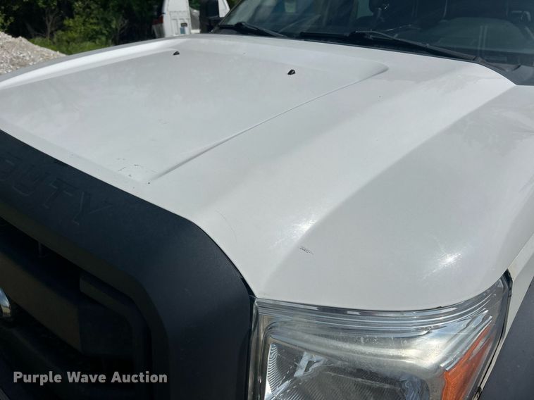 image for item EK2978 2012 Ford F550 Super Duty Crew Cab flatbed truck