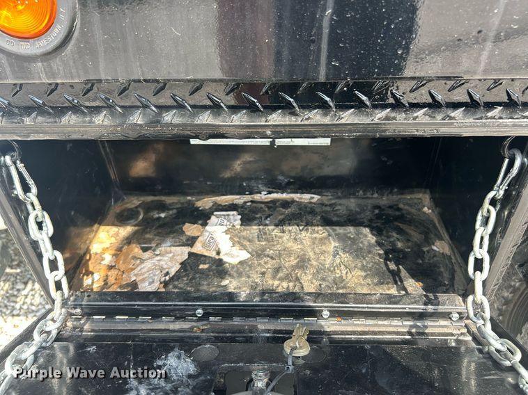 image for item EK2978 2012 Ford F550 Super Duty Crew Cab flatbed truck