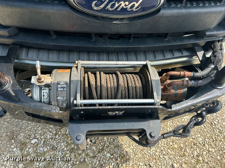 image for item EK2978 2012 Ford F550 Super Duty Crew Cab flatbed truck