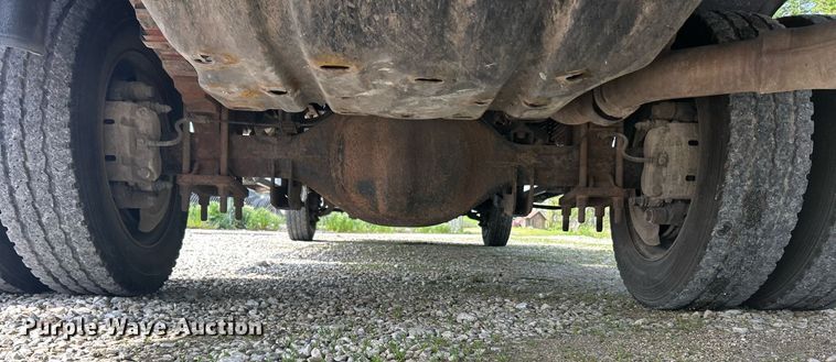 image for item EK2978 2012 Ford F550 Super Duty Crew Cab flatbed truck