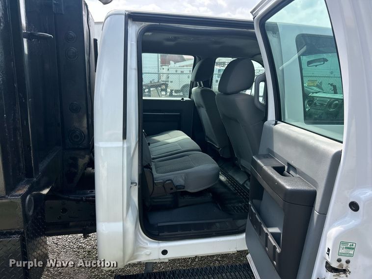 image for item EK2978 2012 Ford F550 Super Duty Crew Cab flatbed truck