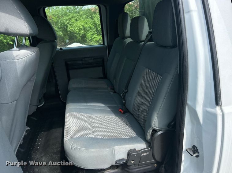 image for item EK2978 2012 Ford F550 Super Duty Crew Cab flatbed truck