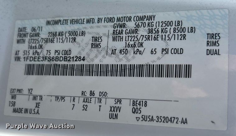 image for item EK2980 2011 Ford E350 Super Duty shuttle bus