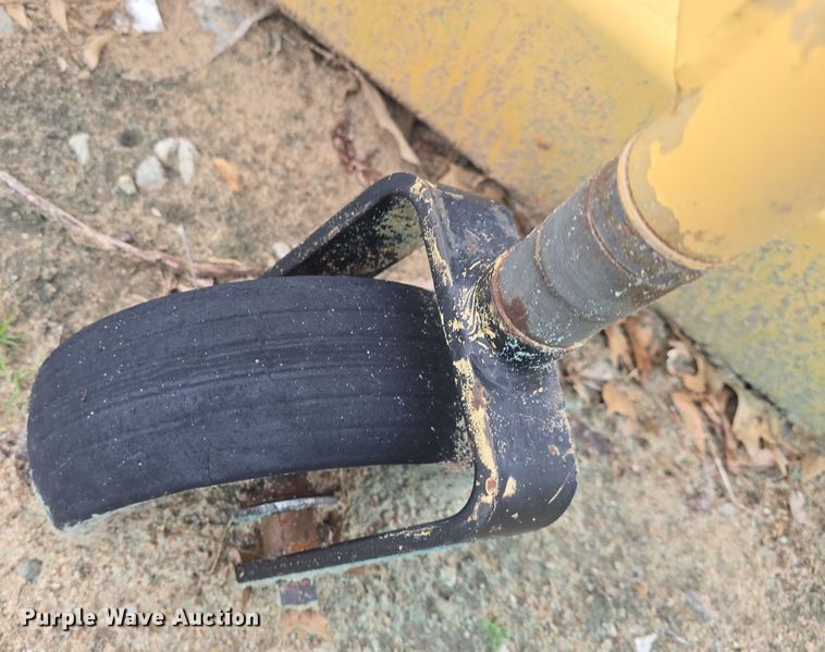 image for item EK5185 Land Pride AT2572 finish mower