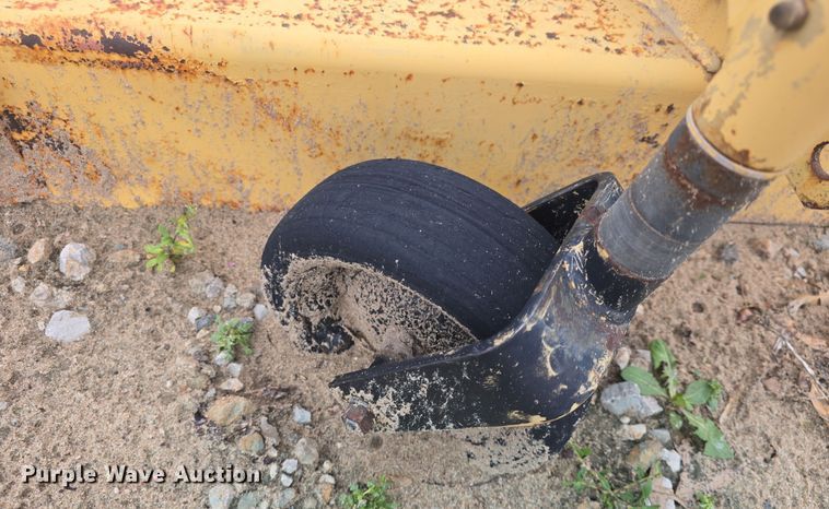 image for item EK5185 Land Pride AT2572 finish mower