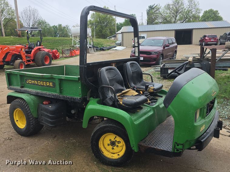 image for item EK5186 2001 John Deere 2030 Pro Gator utility vehicle