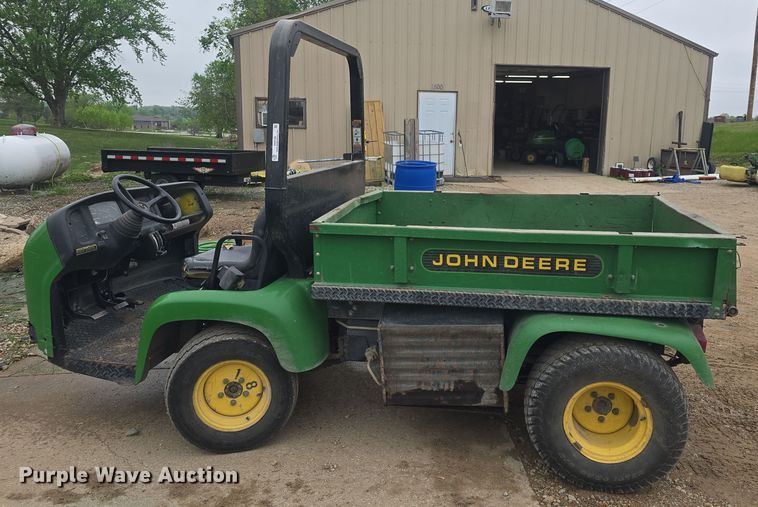 image for item EK5186 2001 John Deere 2030 Pro Gator utility vehicle