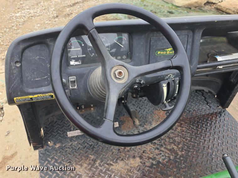 image for item EK5186 2001 John Deere 2030 Pro Gator utility vehicle