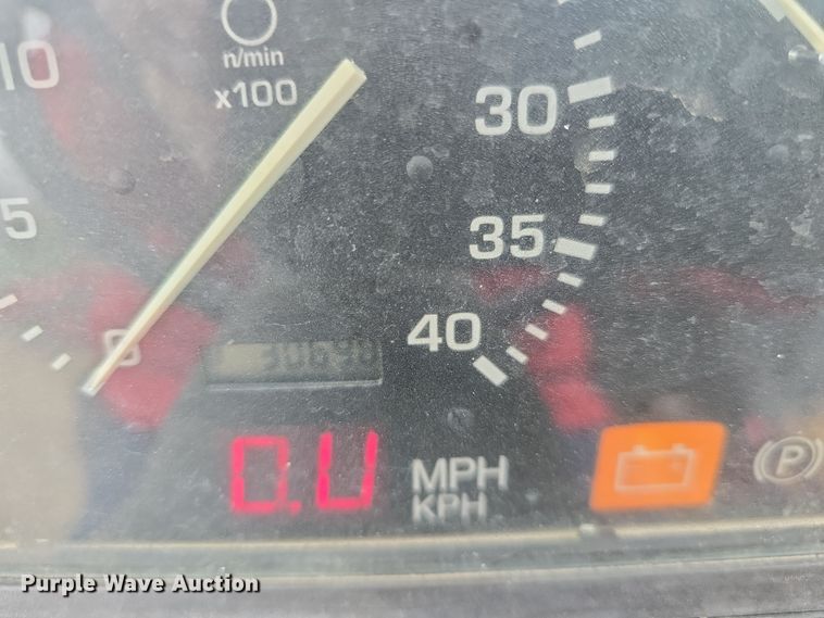 image for item EK5186 2001 John Deere 2030 Pro Gator utility vehicle