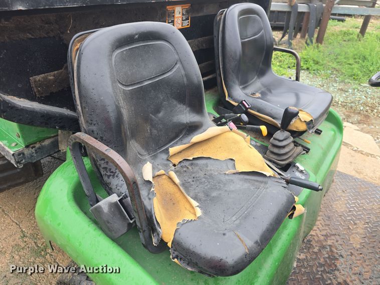 image for item EK5186 2001 John Deere 2030 Pro Gator utility vehicle