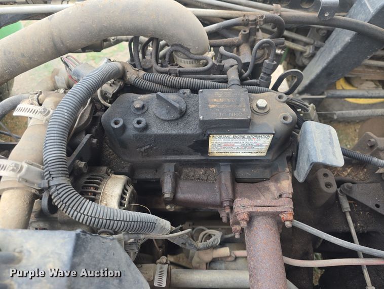 image for item EK5186 2001 John Deere 2030 Pro Gator utility vehicle