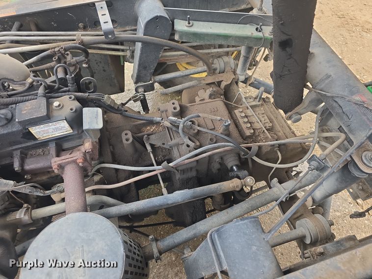 image for item EK5186 2001 John Deere 2030 Pro Gator utility vehicle