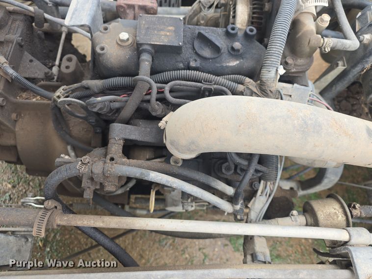 image for item EK5186 2001 John Deere 2030 Pro Gator utility vehicle