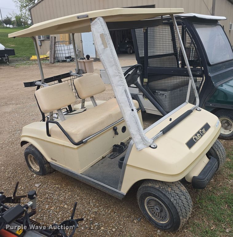 image for item EK5189 1995 Club Car DS golf cart