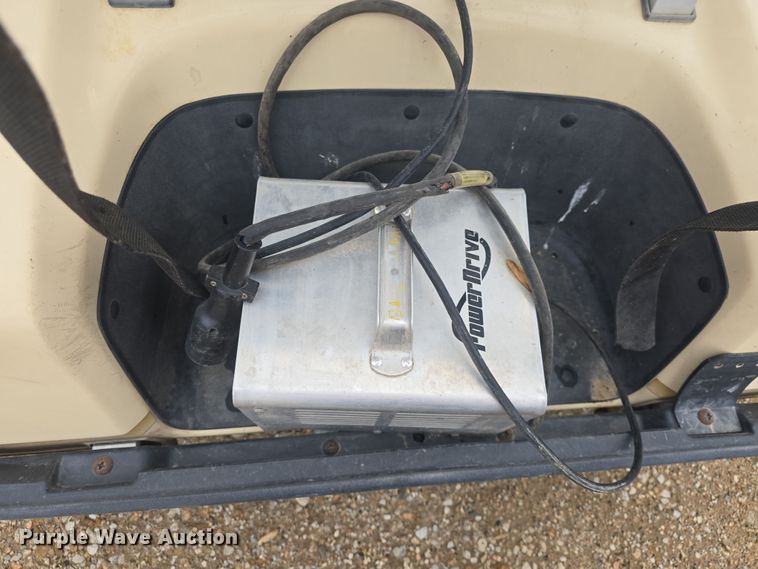 image for item EK5189 1995 Club Car DS golf cart